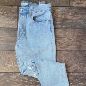 Levis Distressed High Rise Wedgie Cropped Straight Leg Jeans